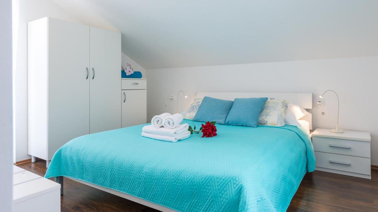 Apartment Sandra Solitudo Iii *